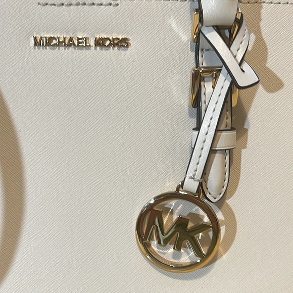 Charlotte Medium Saffiano Leather 2-in-1 Tote Bag in original Packaging - Picture 11 of 16